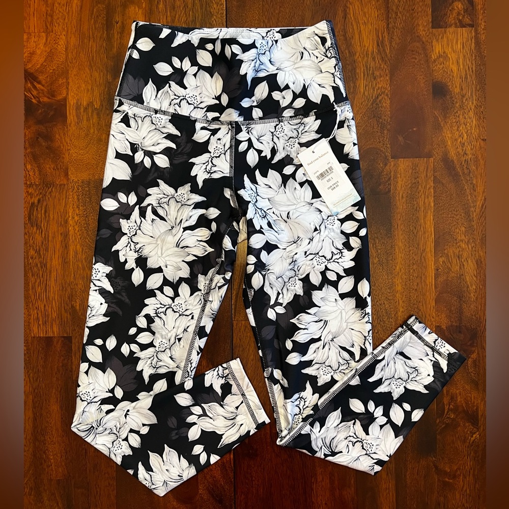 Balance Collection Dry-Wik leggings